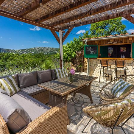 Villa Cocoon - Vacation Home With Heated Pool & Garden Bribir  Exterior foto